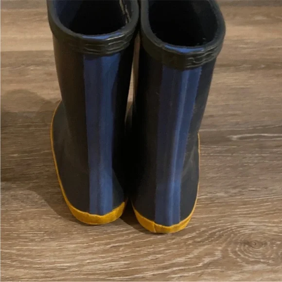 Hunter boots. Size 11. - Picture 2 of 8